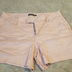 Level 99 light pink linen shorts